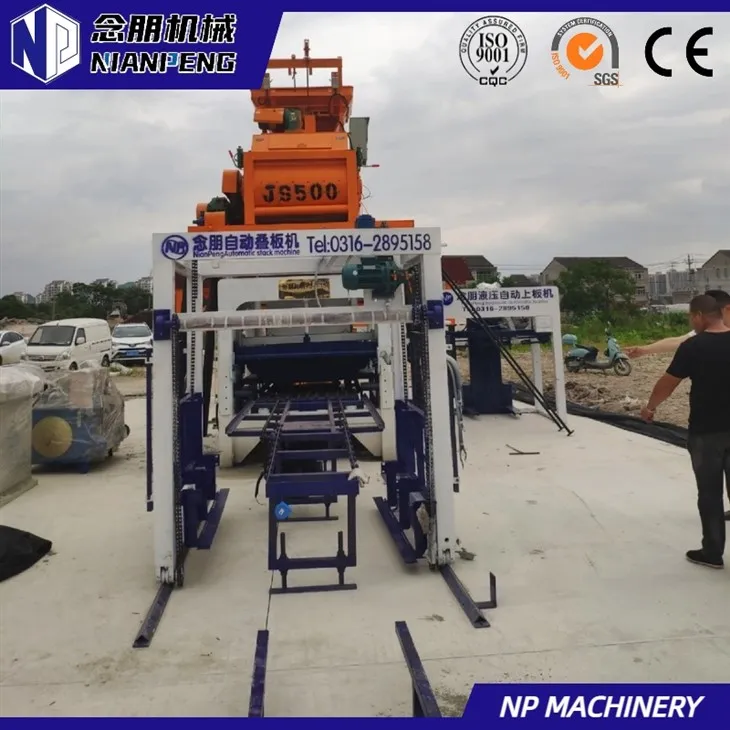 Máy làm gạch ở Syria