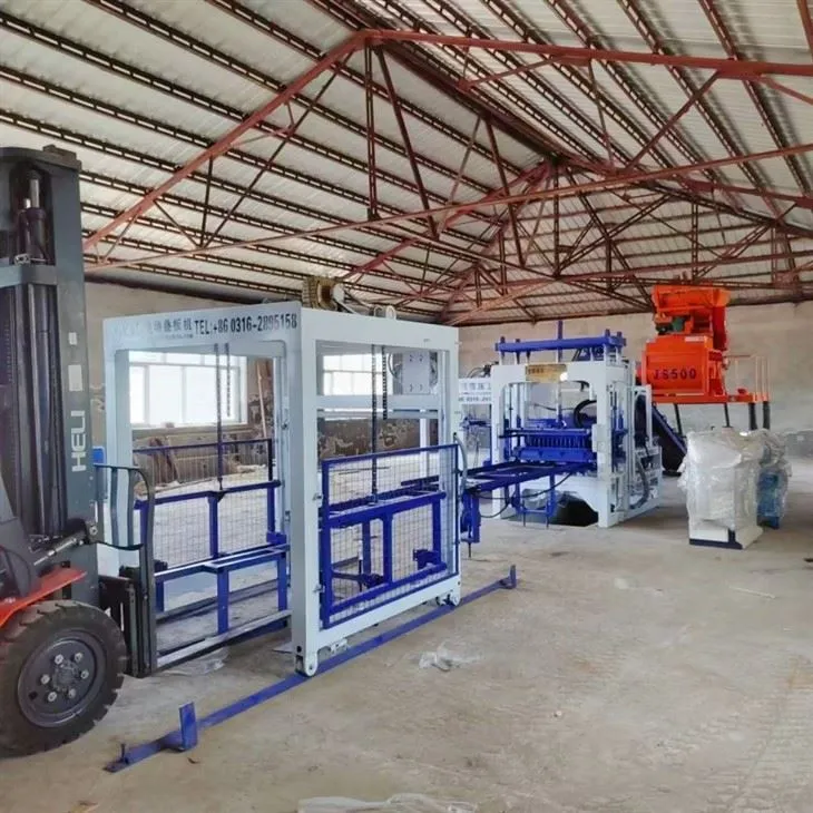 PhilippinesSolid Brick Automatic Concrete Cement Block Making Machine